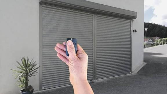 Roletna për garazhë me dy kanale, hapje me telekomandë – ALUSET